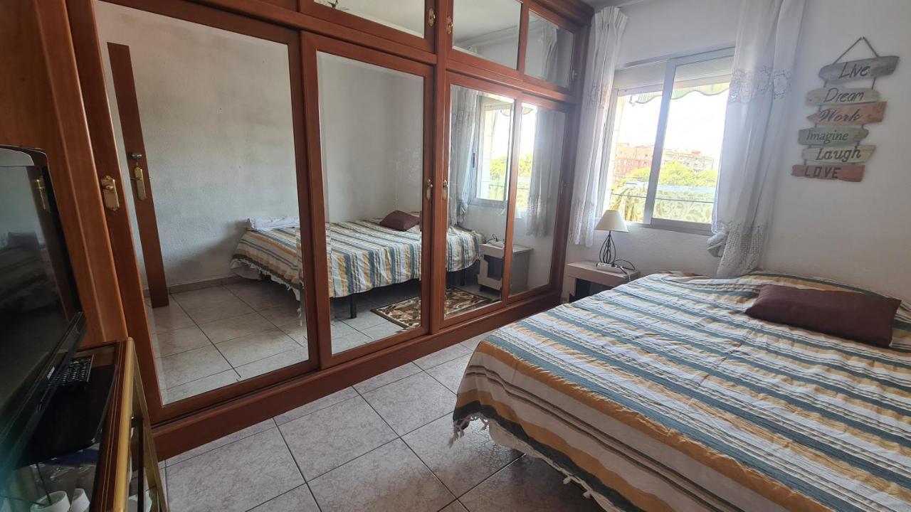 Rooms On Malvarrosa Beach Valencia Ngoại thất bức ảnh